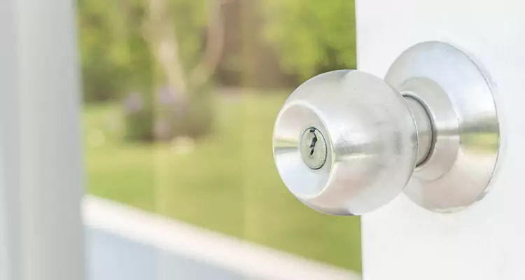 Patio Door Mechanism Jammed in Port St. Lucie, FL