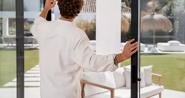 Fix Backyard Sliding Door Hard To Operate in Port St. Lucie, FL