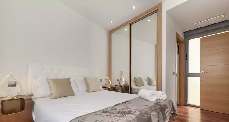 Sliding Wardrobe Door Mirror Replacement in Port St. Lucie, FL